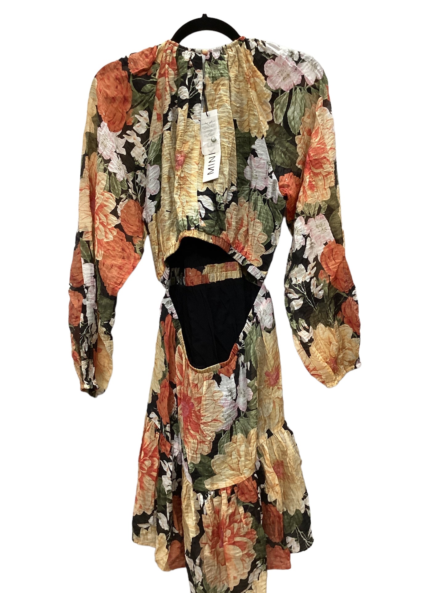 Dress Casual Short By Minkpink Size: L