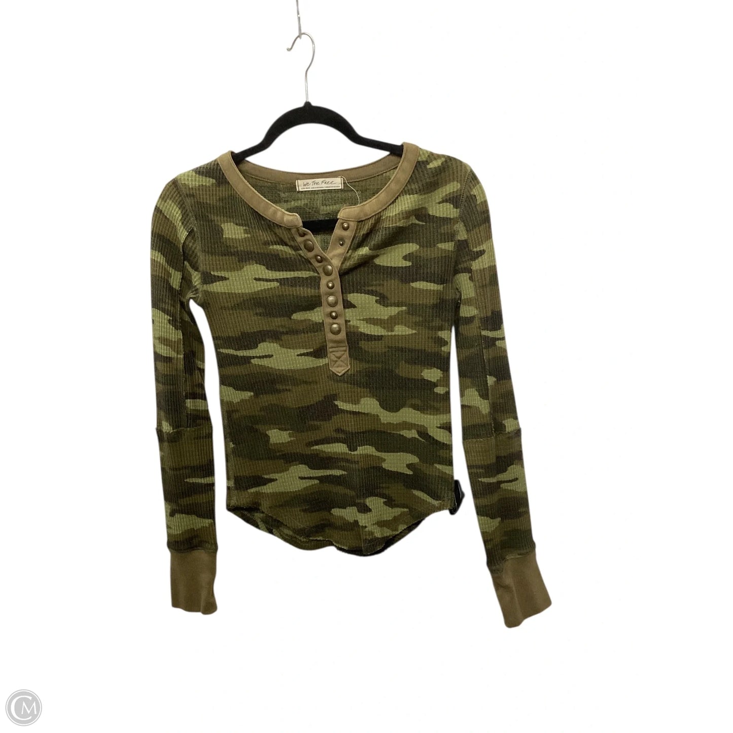 Top Long Sleeve By We The Free In Camouflage Print, Size: Xs