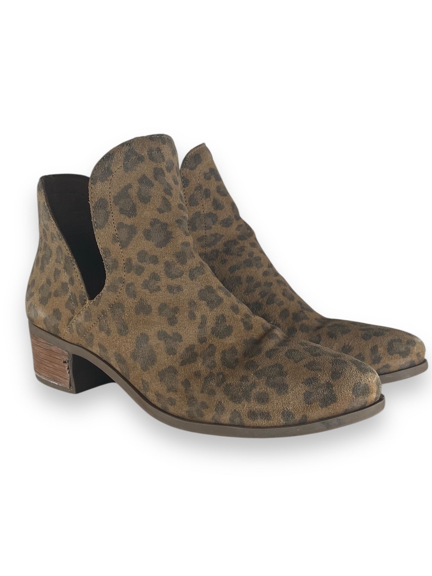 Boots Ankle Heels By Coconuts In Animal Print, Size: 6.5