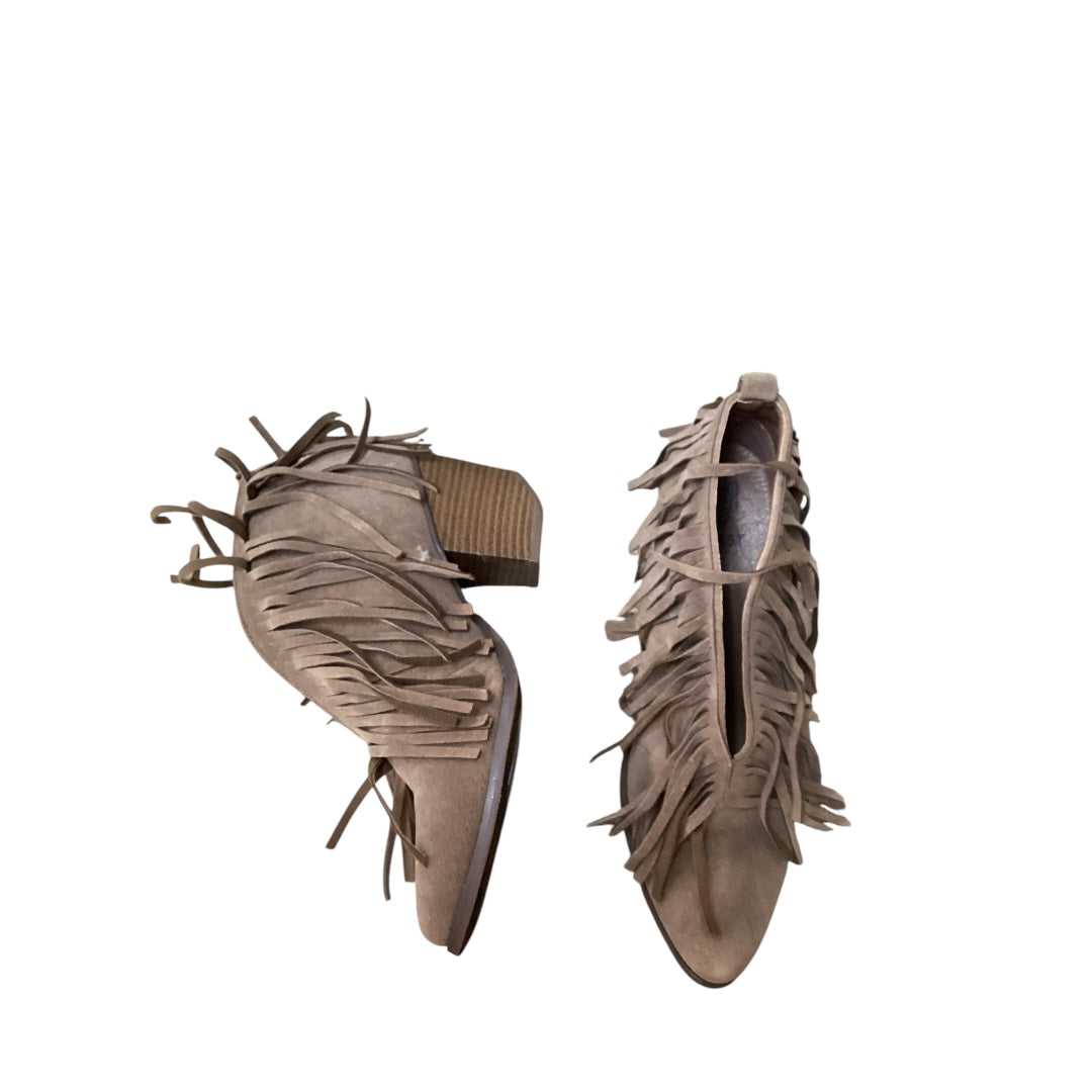 Boots Ankle Heels By Clothes Mentor In Brown, Size: 9