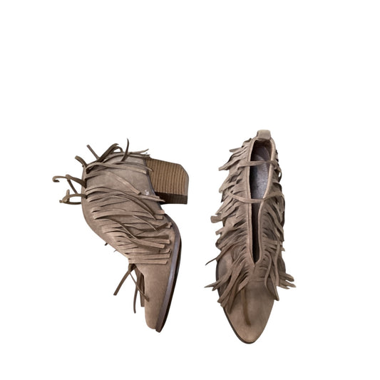 Boots Ankle Heels By Clothes Mentor In Brown, Size: 9