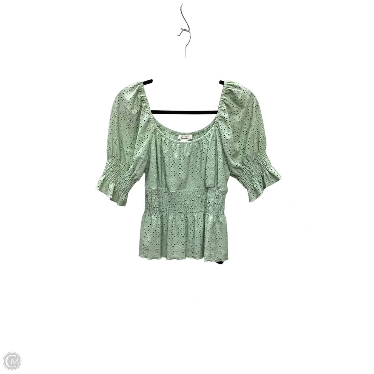 Top Short Sleeve By Urban Romantics In Green, Size: L