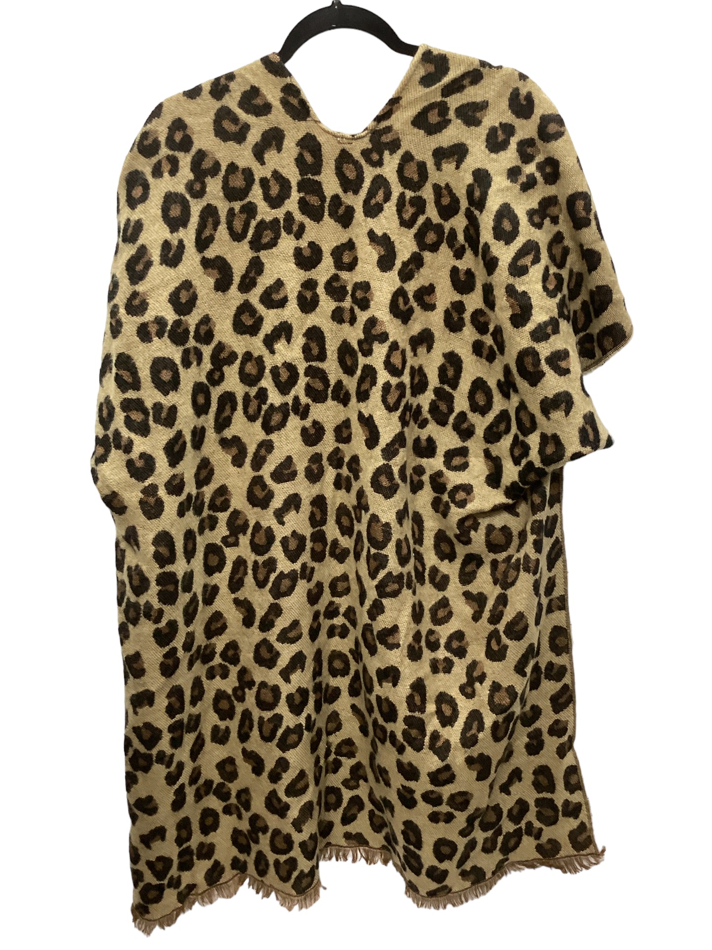 Shawl By Clothes Mentor Size: Os