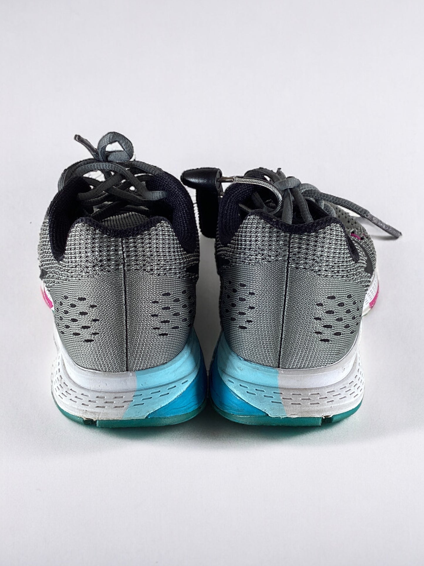 Shoes Athletic By Nike Size: 7