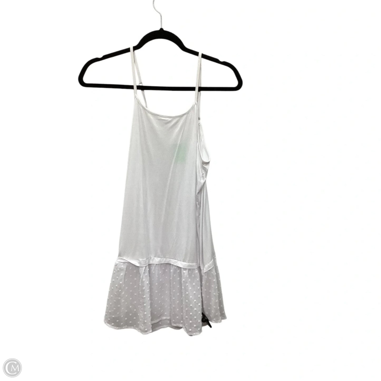 Top Sleeveless Basic By Clothes Mentor In White, Size: L