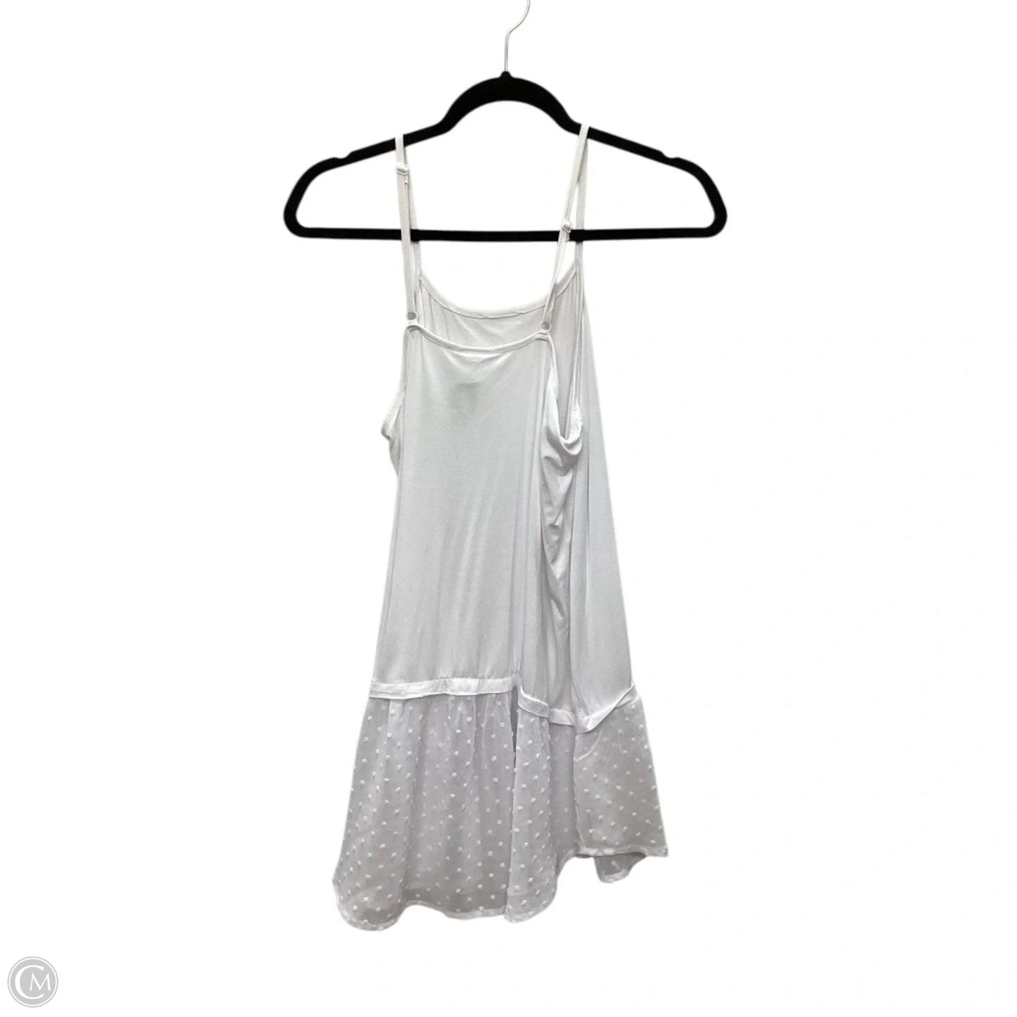 Top Sleeveless Basic By Clothes Mentor In White, Size: L