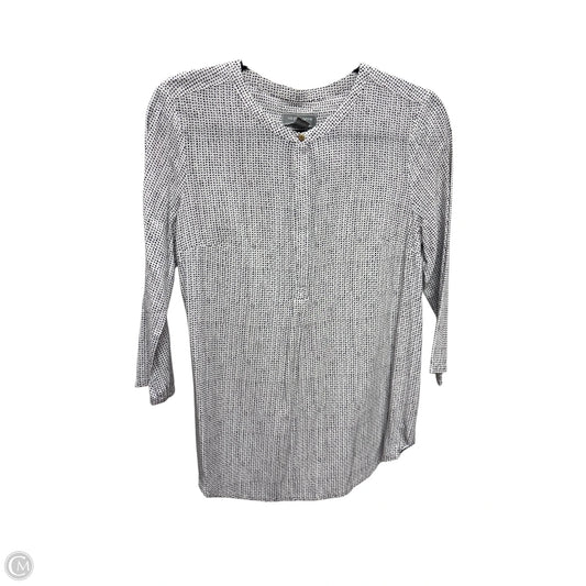 Top Long Sleeve By Liz Claiborne In White, Size: S
