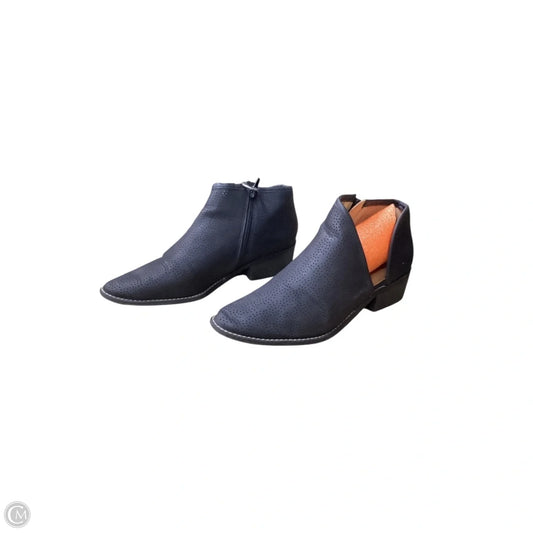 Boots Ankle Heels By Cato In Black, Size: 11