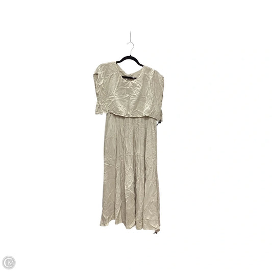Top 2pc Short Sleeve By Clothes Mentor In Beige, Size: M