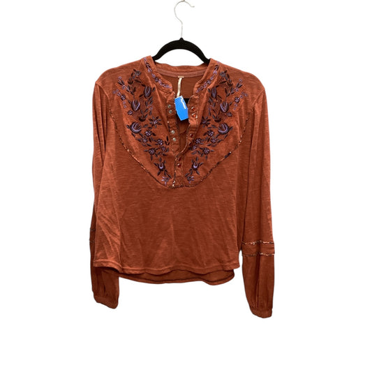 Top Long Sleeve By Free People In Brown, Size: M