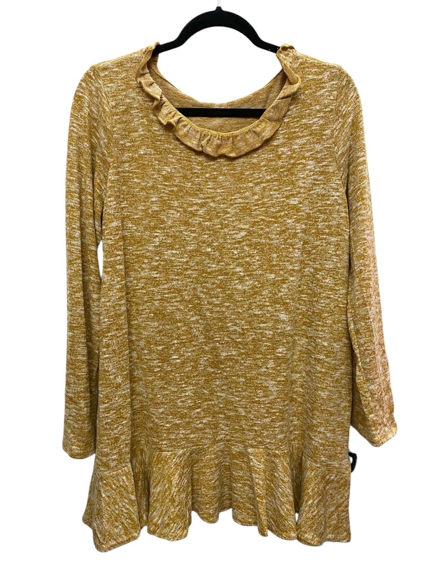 Top Long Sleeve By Clothes Mentor In Yellow, Size: M