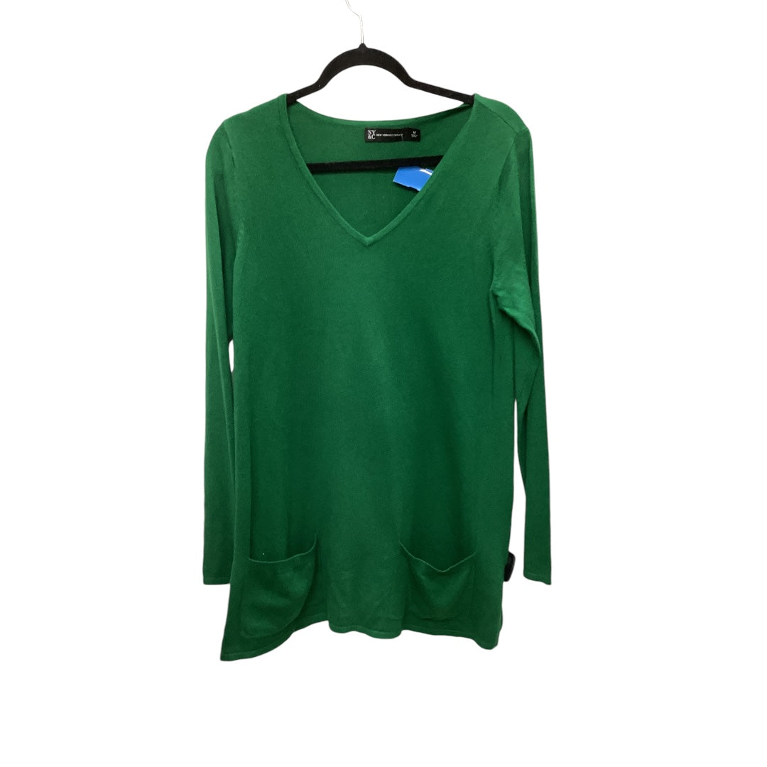 Top Long Sleeve By New York And Co In Green, Size: M