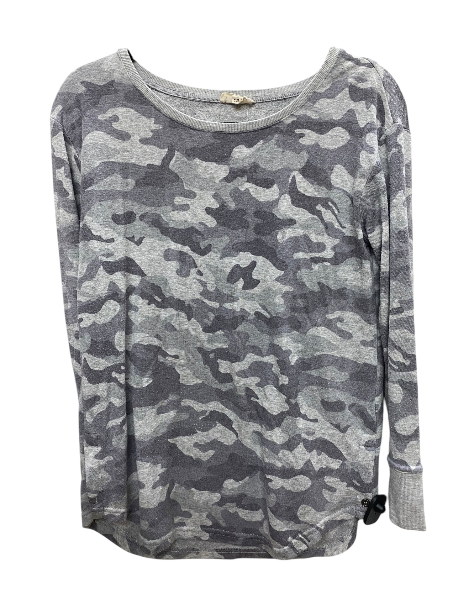 Top Long Sleeve By Jane And Delancey In Camouflage Print, Size: S