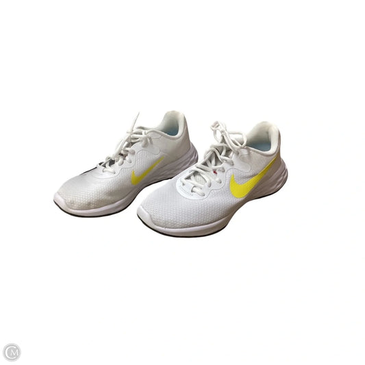Shoes Athletic By Nike In White, Size: 9