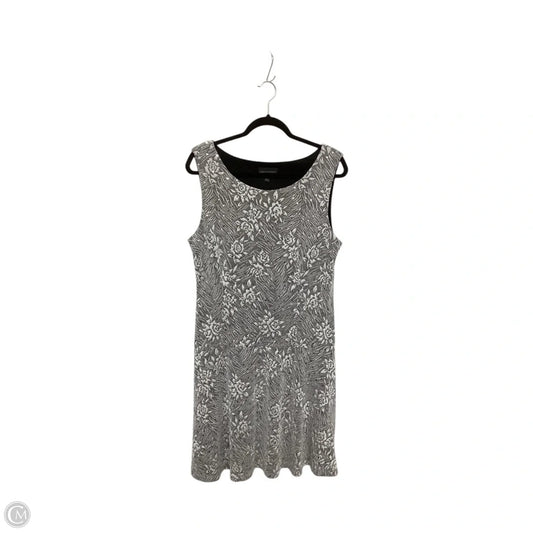 Dress Party Short By Connected Apparel In Silver, Size: 16