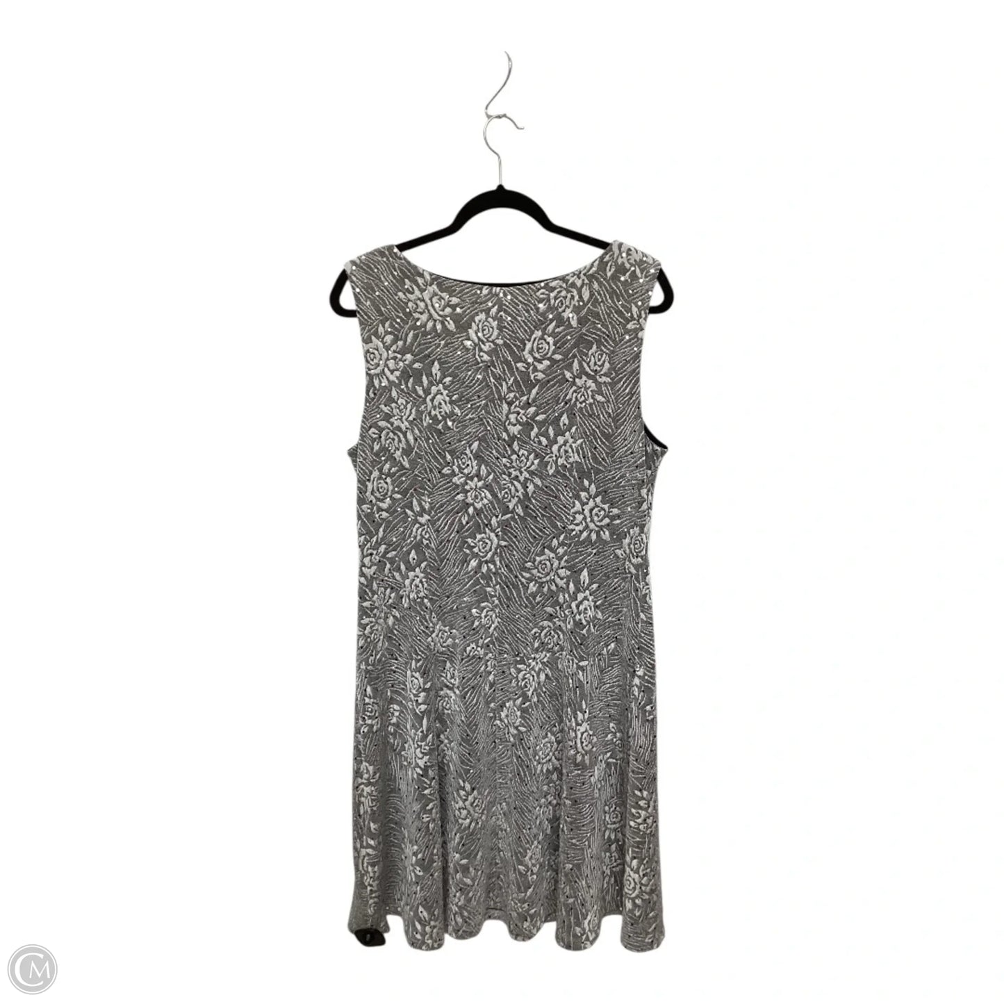 Dress Party Short By Connected Apparel In Silver, Size: 16