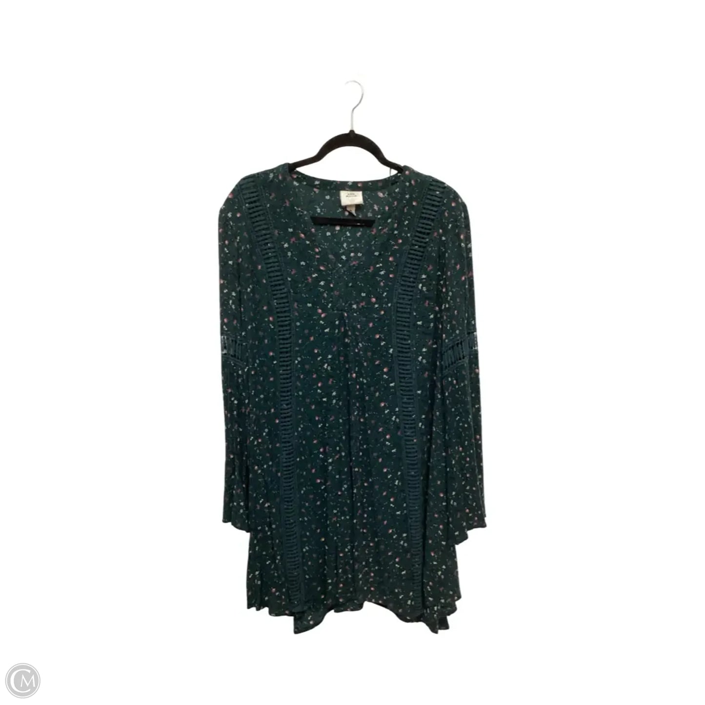 Dress Casual Short By Knox Rose In Green, Size: L