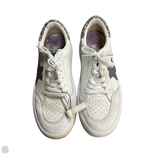 Shoes Sneakers By Vintage Havana In White, Size: 6