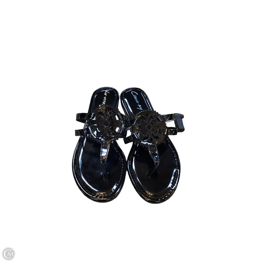 Sandals Flip Flops By Clothes Mentor In Black, Size: 9