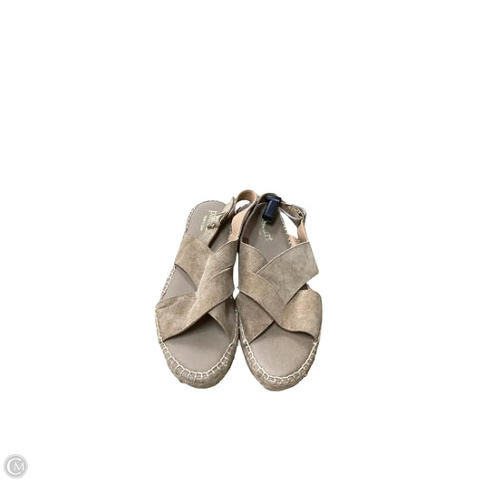 Sandals Flats By Cmc In Tan, Size: 9.5