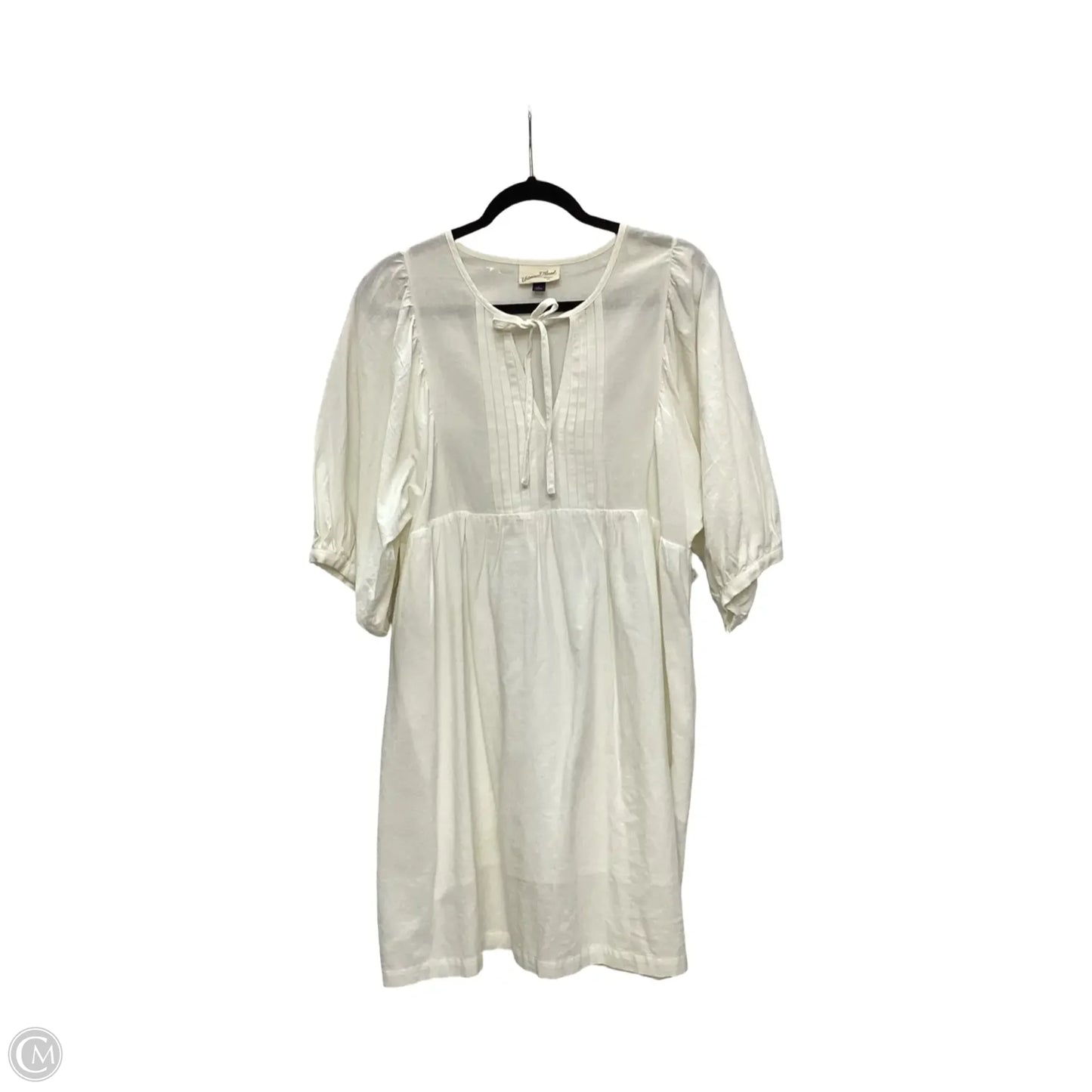 Dress Casual Short By Universal Thread In White, Size: L