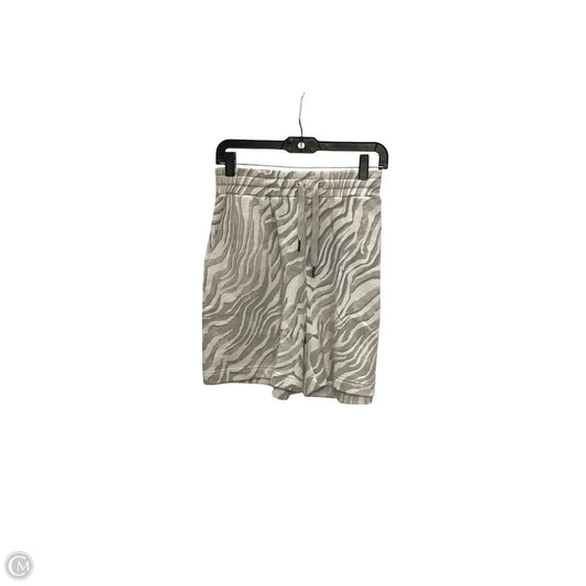 Designer Athletic Shorts By Sweaty Betty In Grey, Size: L