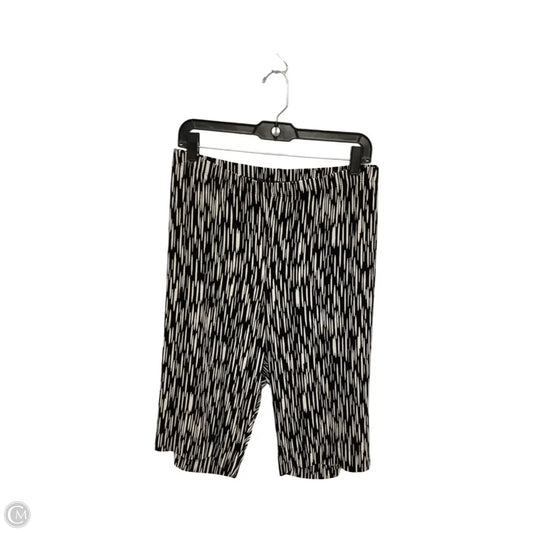 Shorts By Chicos In Black & White, Size: 16