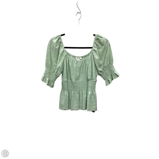 Top Short Sleeve By Urban Romantics In Green, Size: L