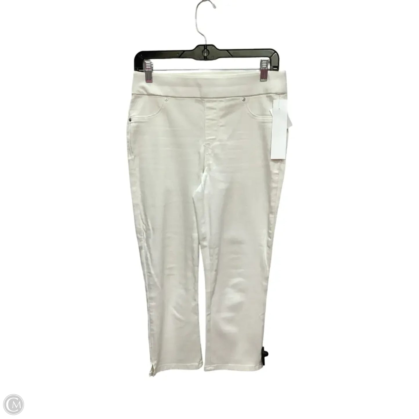 Jeans Cropped By Chicos In White Denim, Size: 2