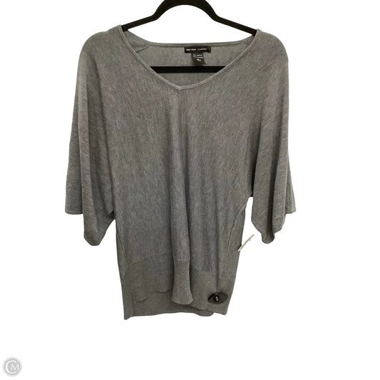 Top 3/4 Sleeve By New York And Co In Grey, Size: L