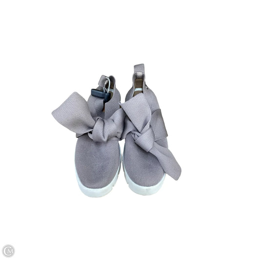 Shoes Sneakers By Bernie Mev In Grey, Size: 7.5