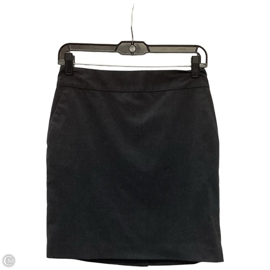 Skirt Mini & Short By Banana Republic In Grey, Size: 4p