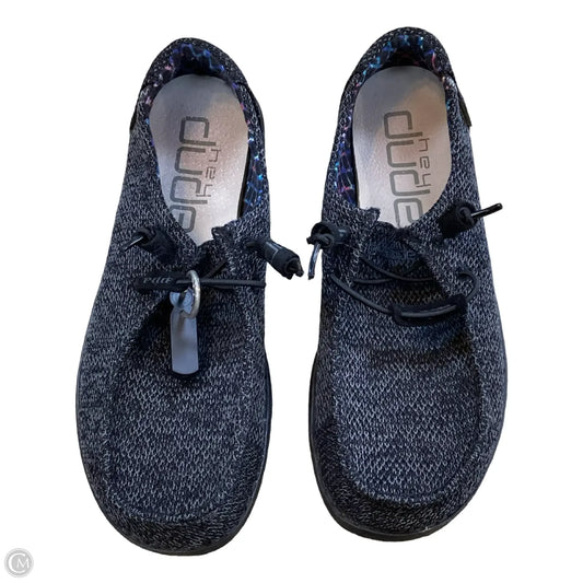 Shoes Flats By Hey Dude In Grey, Size: 7