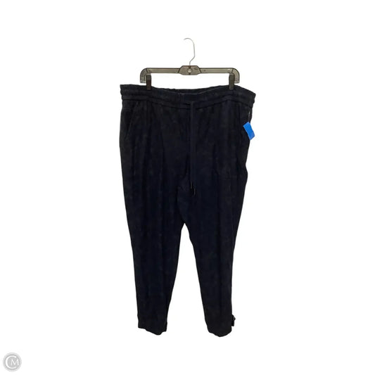 Athletic Pants By Athleta In Camouflage Print, Size: 20
