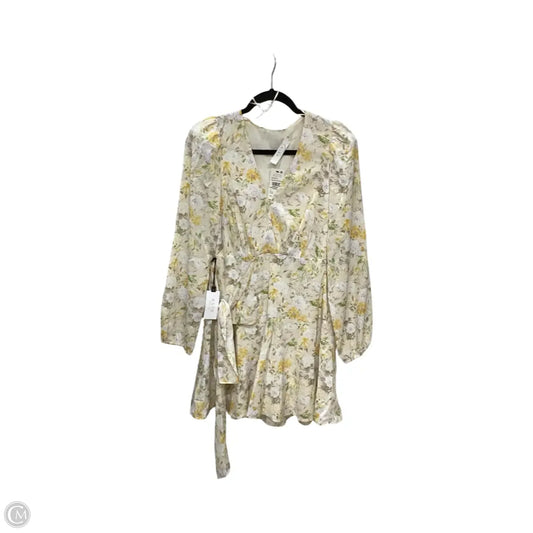 Designer Dress Casual Short By Astr In Floral Print, Size: S