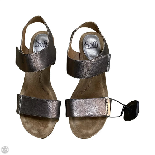 Sandals Heels Wedge By Sofft In Bronze, Size: 7