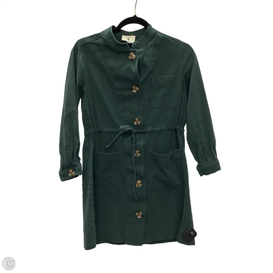 Dress Casual Short By Tuckernuck In Green, Size: S