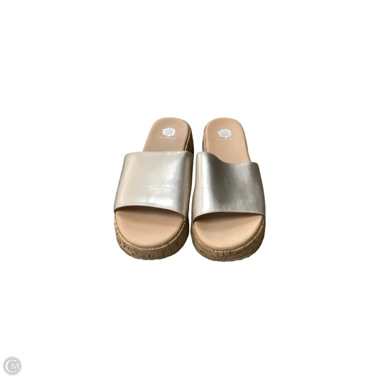 Sandals Heels Platform By Yellow Box In Gold, Size: 9.5