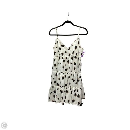 Dress Casual Short By Entro In White, Size: M