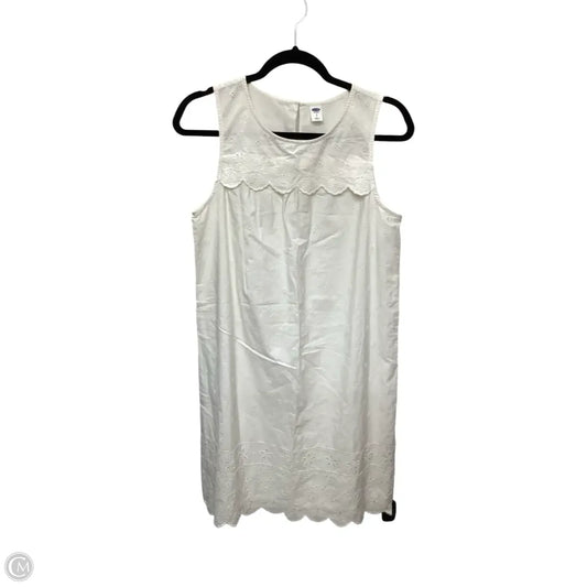 Dress Casual Short By Old Navy In White, Size: S