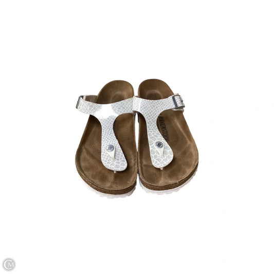 Sandals Flats By Birkenstock In White, Size: 7.5