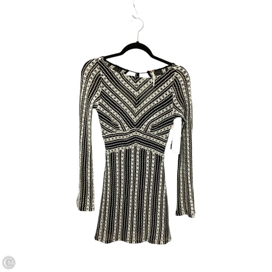 Dress Casual Short By Free People In Black & Cream, Size: 0