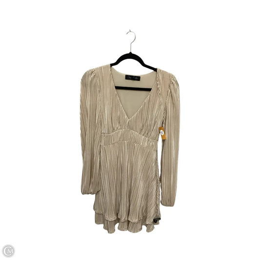 Dress Party Short By Oak & Trellis In Gold, Size: Xs