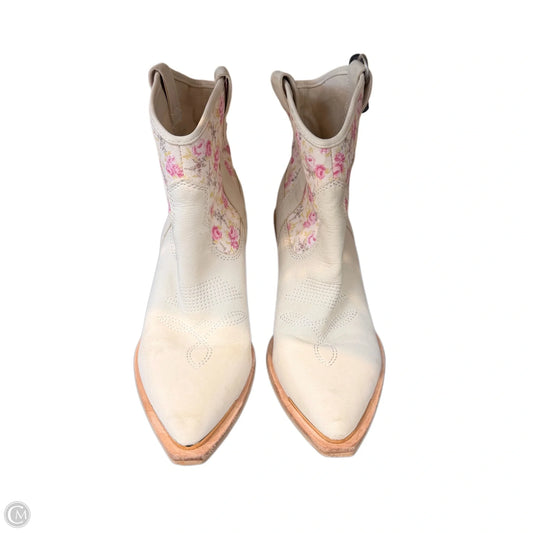 Boots Ankle Heels By Dolce Vita In Floral Print, Size: 7.5
