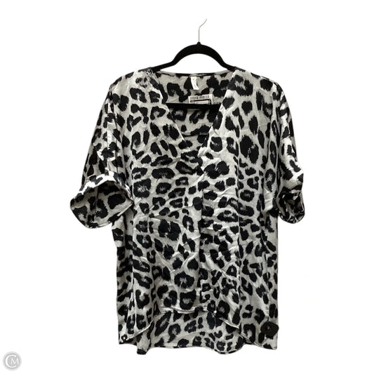 Top Short Sleeve By Glam In Leopard Print, Size: S