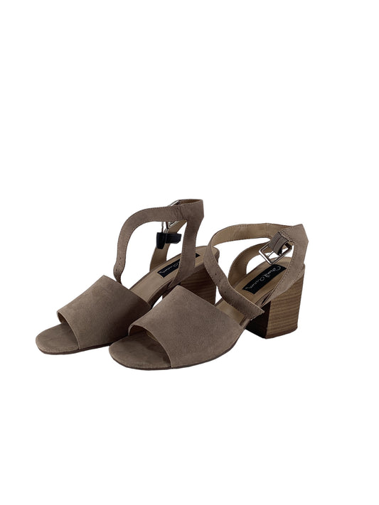 Sandals Heels Block By Clothes Mentor  Size: 7.5