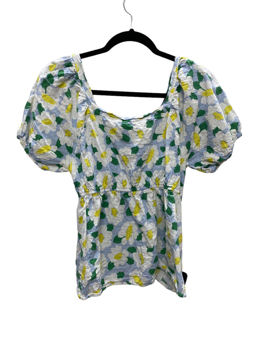 Top Short Sleeve By Clothes Mentor In Floral Print, Size: S