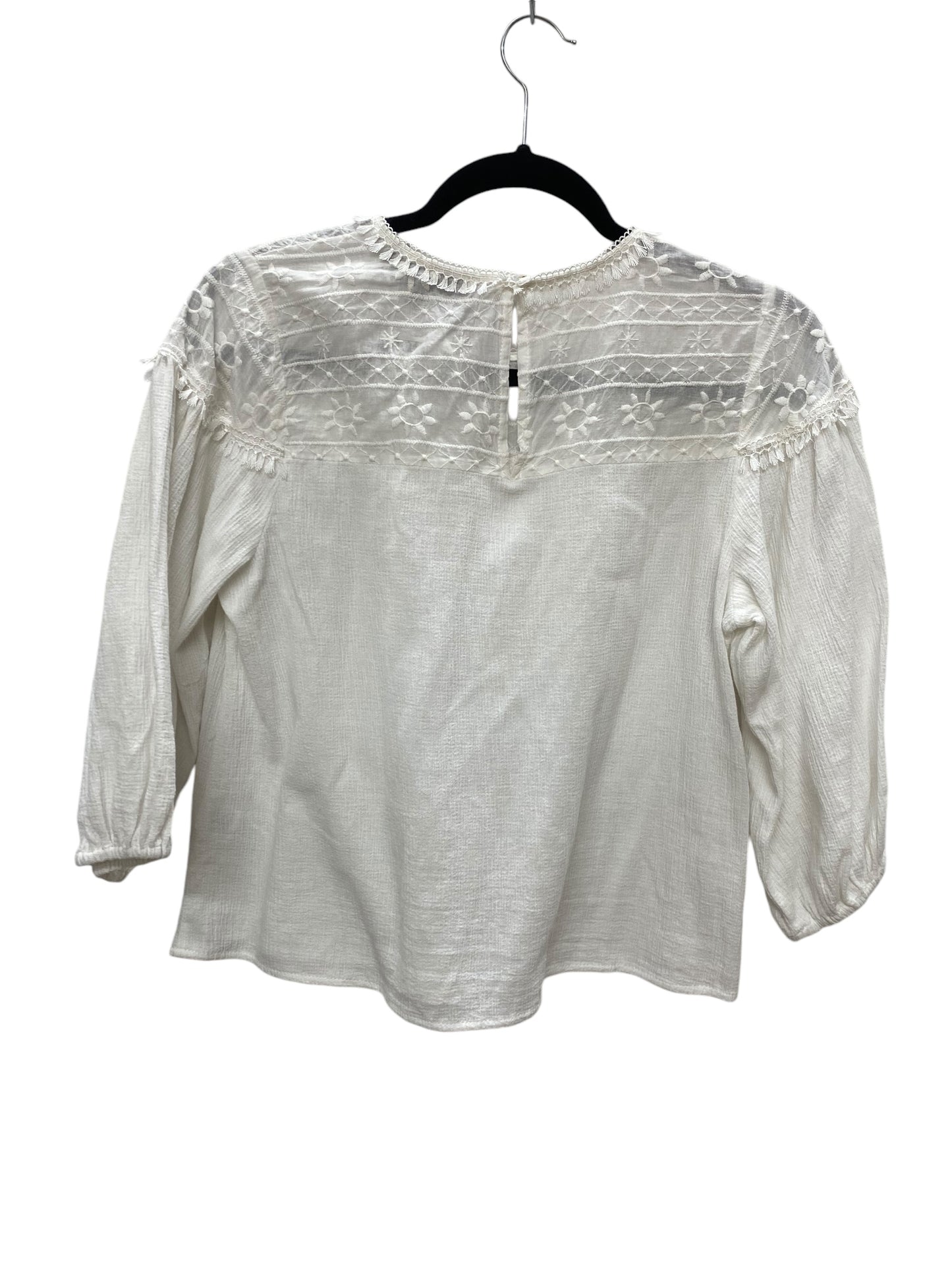 Top Long Sleeve By Clothes Mentor In White, Size: M