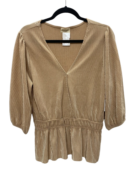 Top Long Sleeve By Free Kisses In Beige, Size: Xl