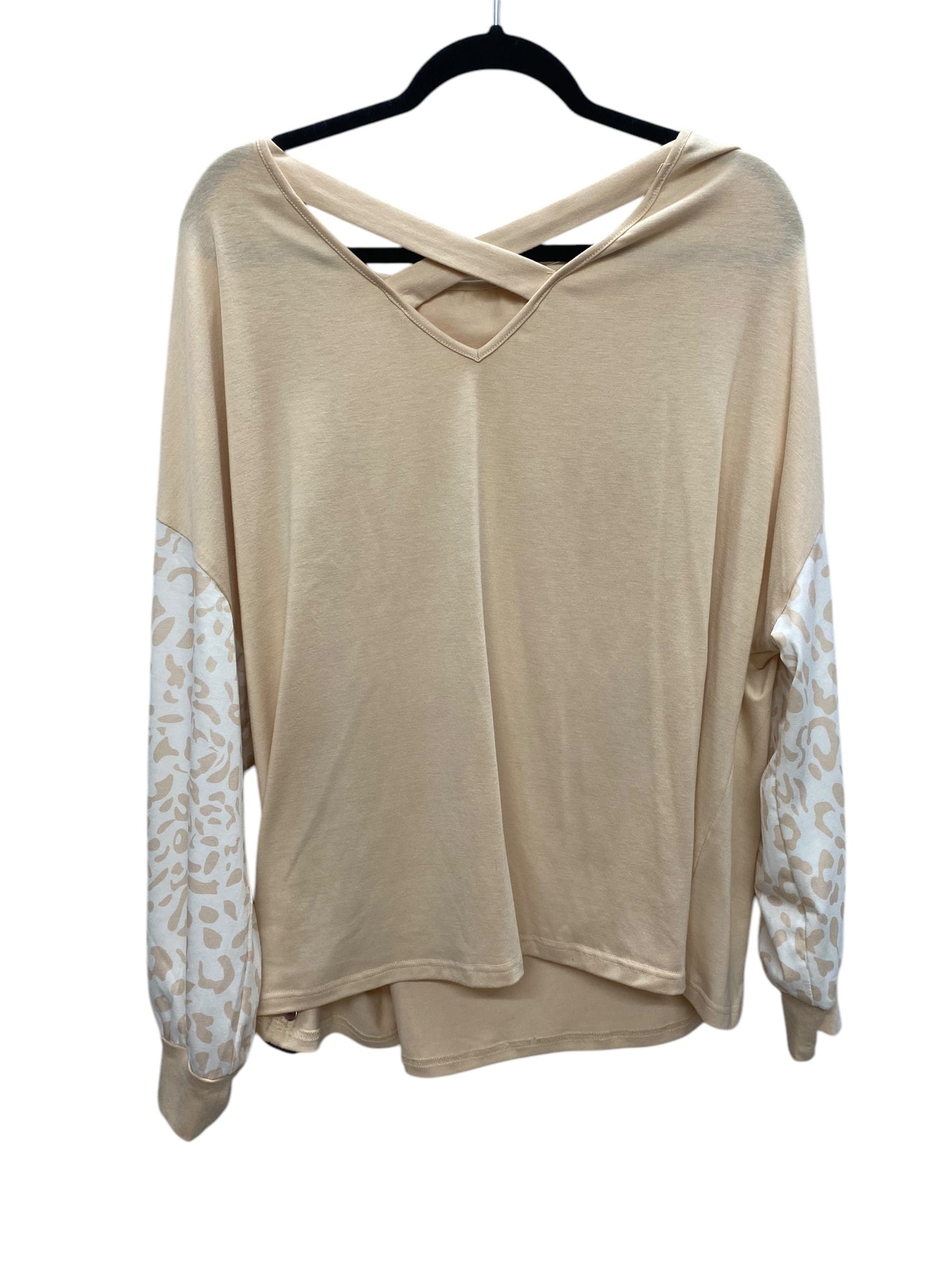 Top Long Sleeve By Clothes Mentor In Cream, Size: 2x